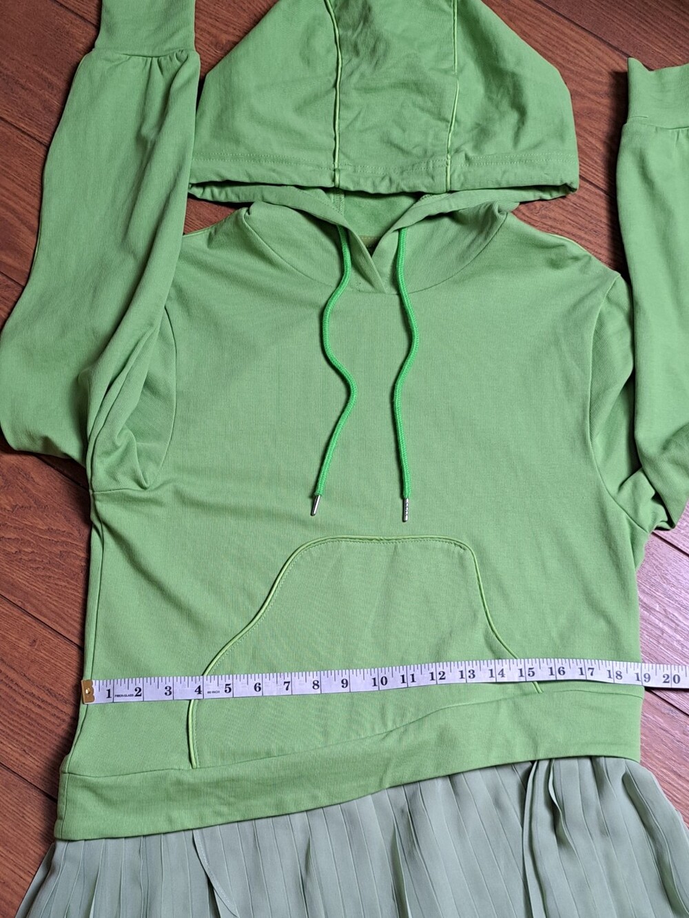 Kelly Obi New York NWT Green Hooded Pleated Chiffon Layered Dress M - Picture 10 of 12